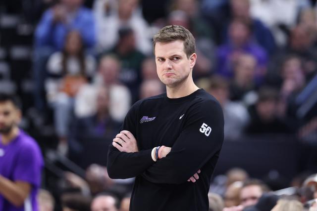 姚明:教练组和球员开始形成化学反应 来之不易