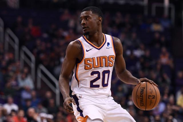 新援到位！广州队签下巴里-布朗 1米91双能卫