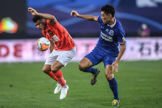 羽毛球亚锦赛：石宇奇王祉怡晋级决赛 国羽提前包揽女双冠亚军